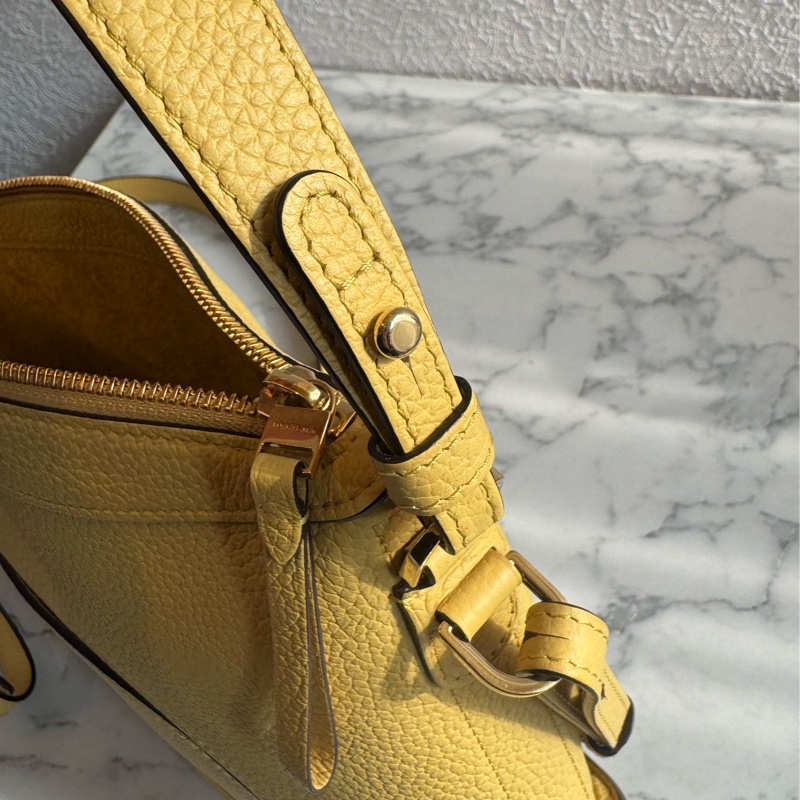 Delvaux黃皮革大D手提兩用包-25