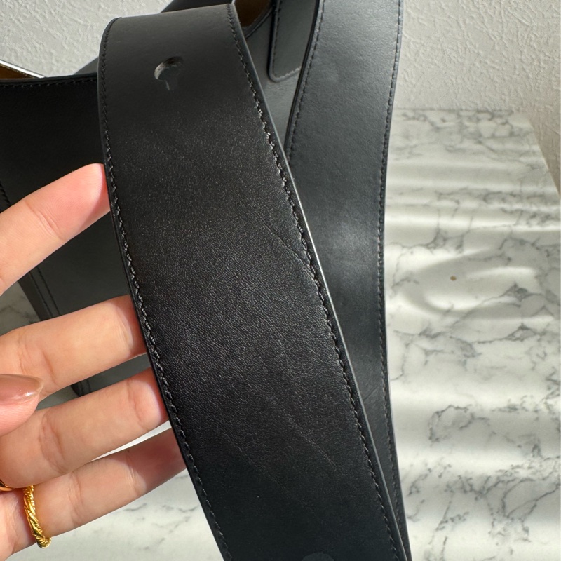 Loewe 黑皮革金圓釦單肩圓筒包MM 超時尚😻😻-29
