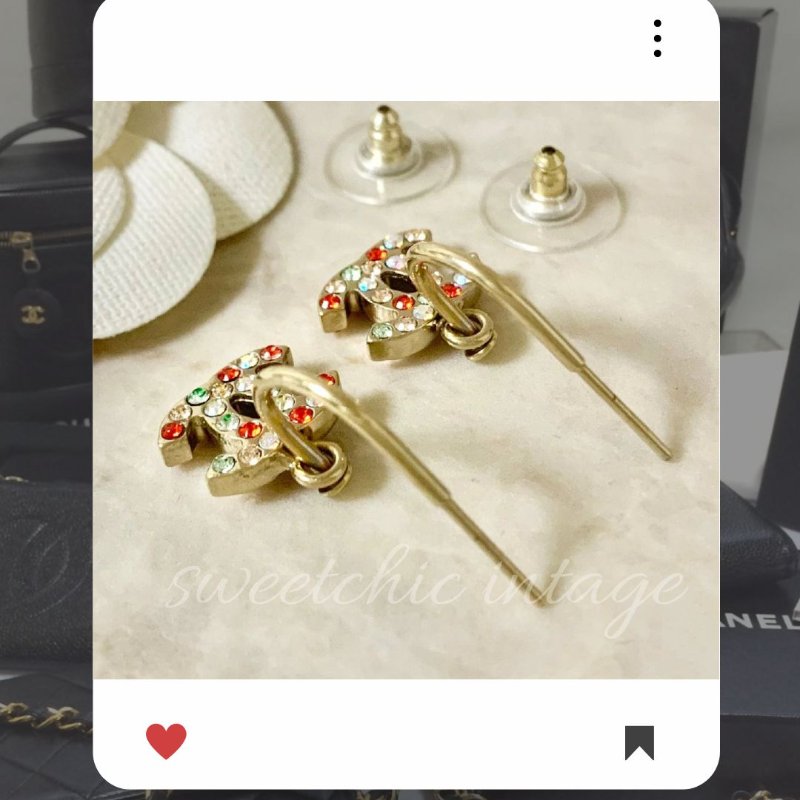 🛍️🎁 雙12🔥 12月新品上架 聖誕節🎄💖 香奈兒 Chanel  彩色水鑽CC 耳環 🔥 香奈兒熱賣款 香奈兒經典款 耳環 CHANEL EARRING-2
