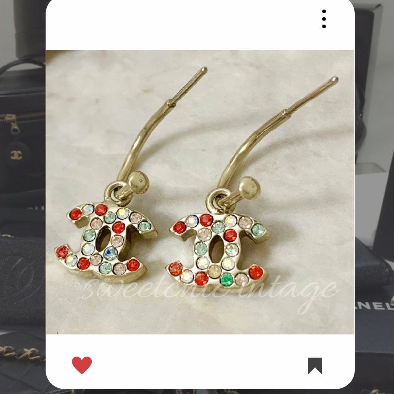 🛍️🎁 雙12🔥 12月新品上架 聖誕節🎄💖 香奈兒 Chanel  彩色水鑽CC 耳環 🔥 香奈兒熱賣款 香奈兒經典款 耳環 CHANEL EARRING-5