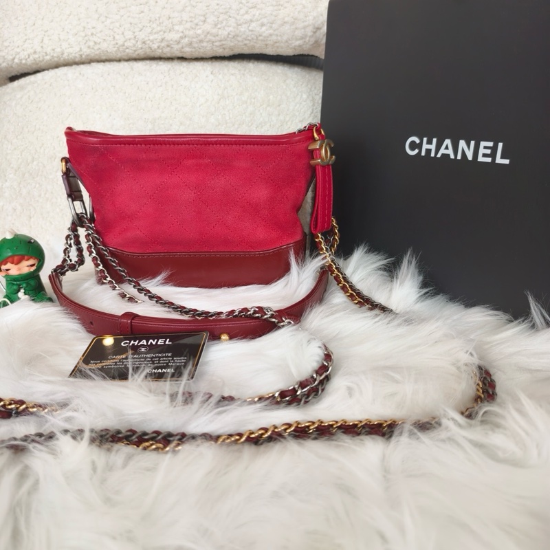 香奈兒紅色麂皮小號流浪金銀鏈條包 尺寸20*15*8cm-0