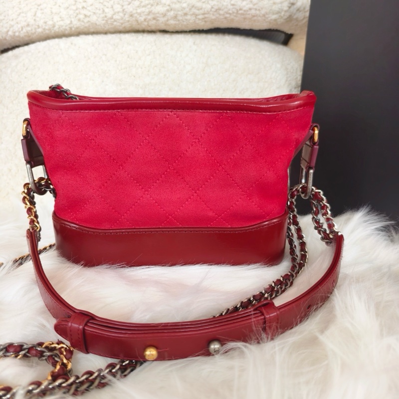 香奈兒紅色麂皮小號流浪金銀鏈條包 尺寸20*15*8cm-1