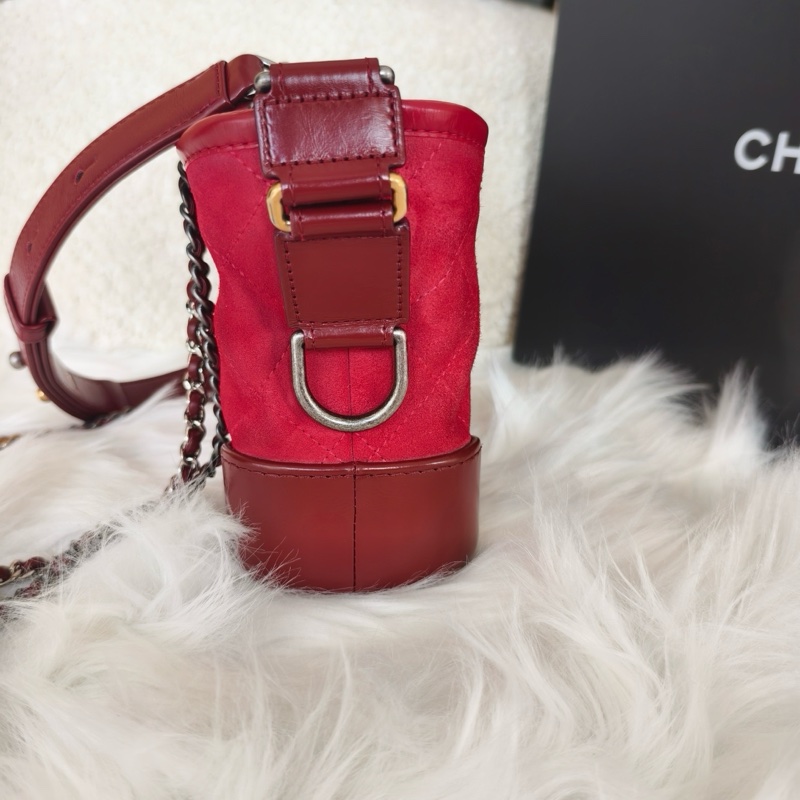 香奈兒紅色麂皮小號流浪金銀鏈條包 尺寸20*15*8cm-2