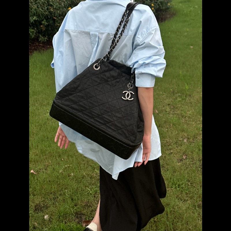 Chanel 黑銀XXL流浪Tote鏈條托特包-1