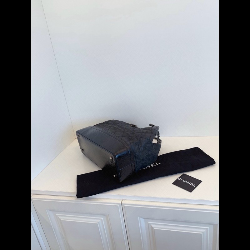 Chanel 黑銀XXL流浪Tote鏈條托特包-6