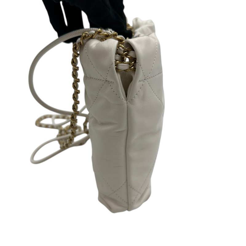 【美收精品】CHANEL 白色Chanel 22 mini C-40-3