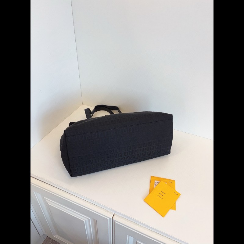 Fendi黑銀老花帆布法棍大胖丁 公文腋下托特-7