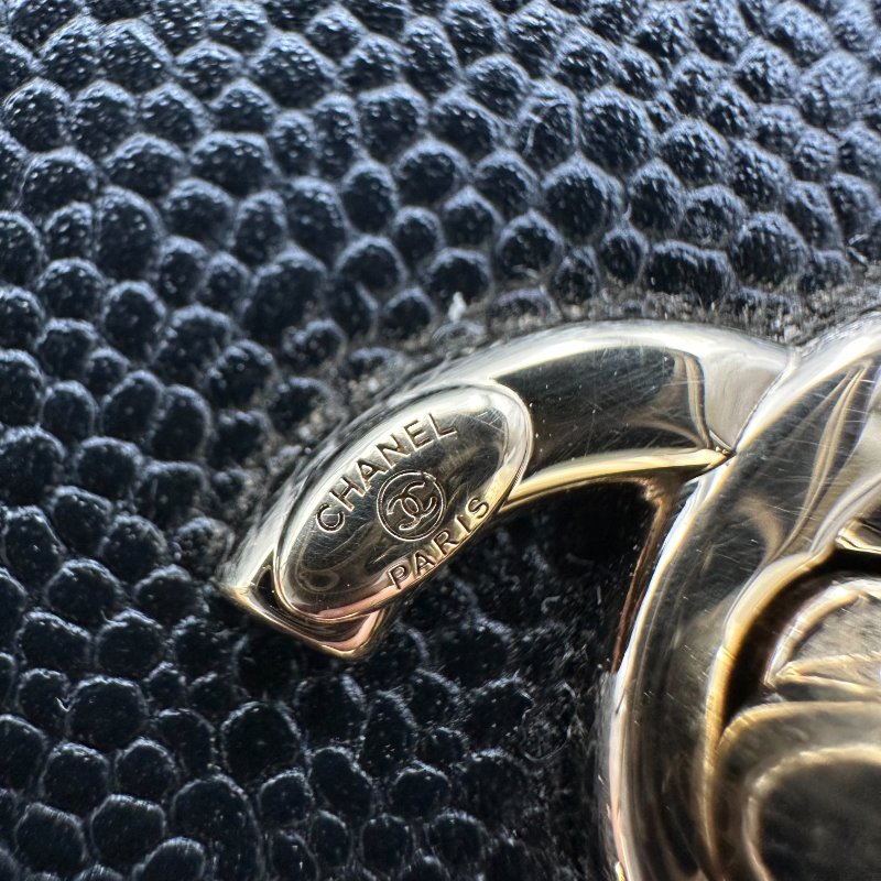 【美收精品】CHANEL 黑色荔枝皮後背包 C-41-8