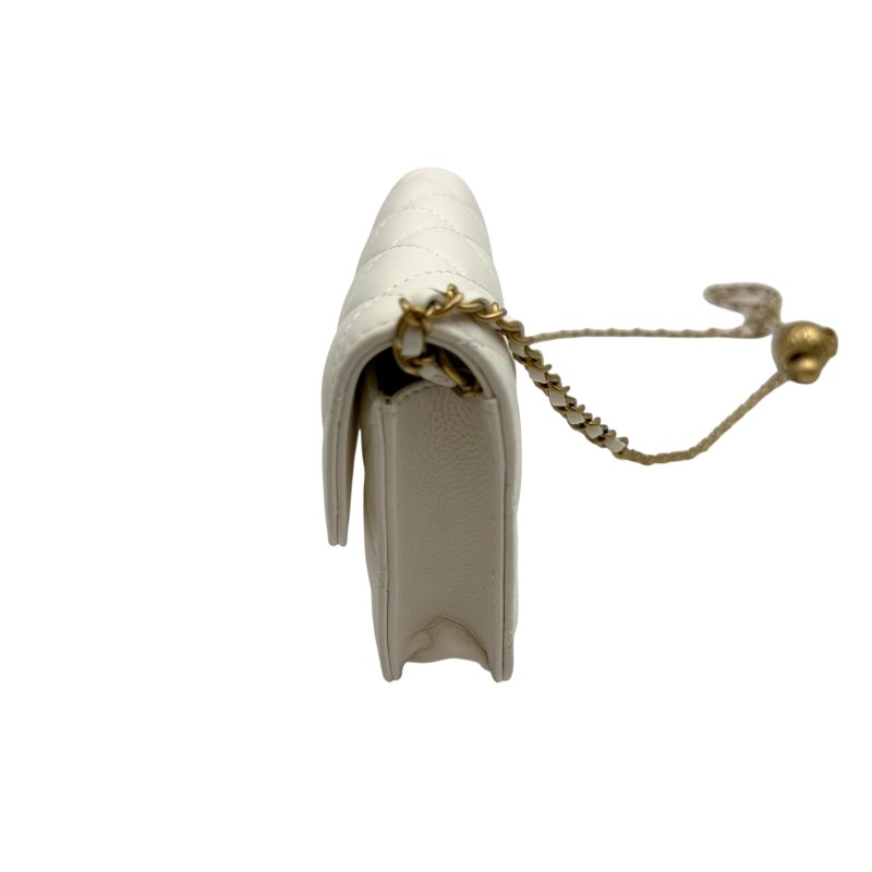 【美收精品】CHANEL 長鍊白色金球小包 C-44-3