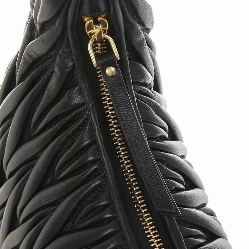 MIU MIU Wonder Matelasse Hobo Bag-6