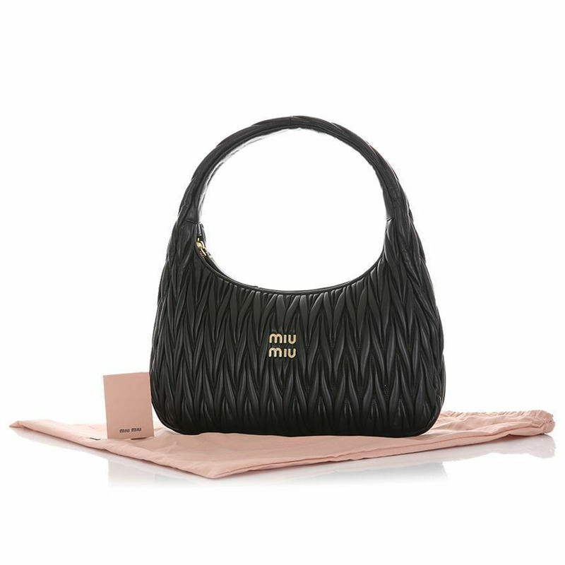 MIU MIU Wonder Matelasse Hobo Bag-10