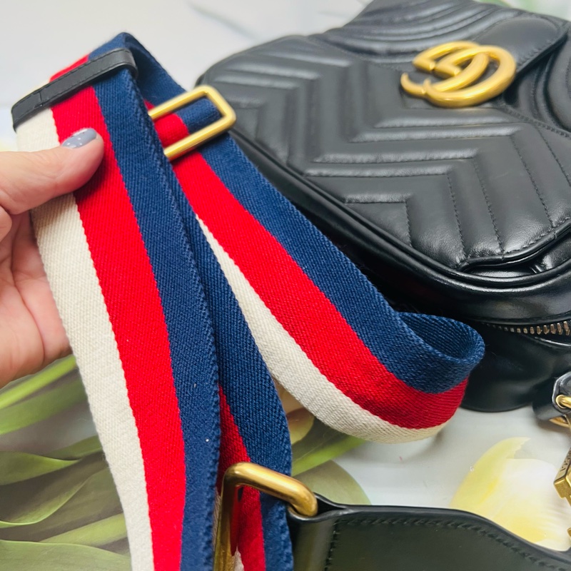 Gucci郵差包-11