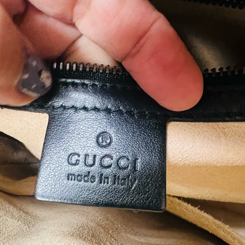 Gucci郵差包-16