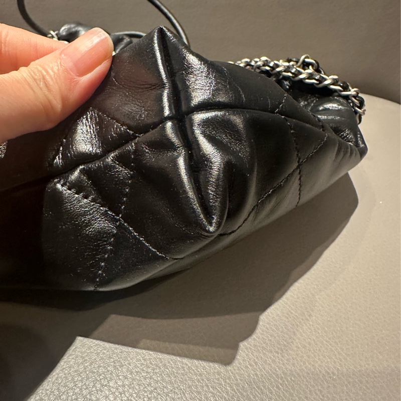 Chanel mini 22 黑銀-5