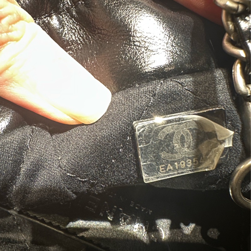 Chanel mini 22 黑銀-8