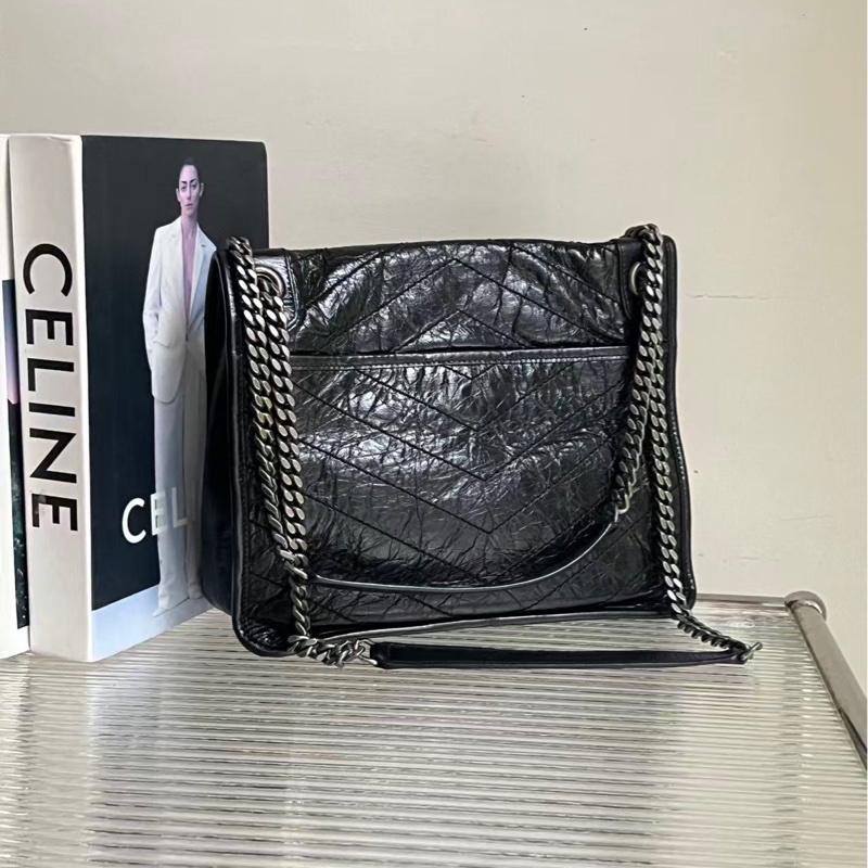 🔥新到：98新YSL/聖羅蘭 niki 中號 黑銀油蠟皮 28×20×8.5黑色銀鍊 復古油蠟皮 耐用又百搭 帥氣酷颯 上身超帥 好價🉐-1