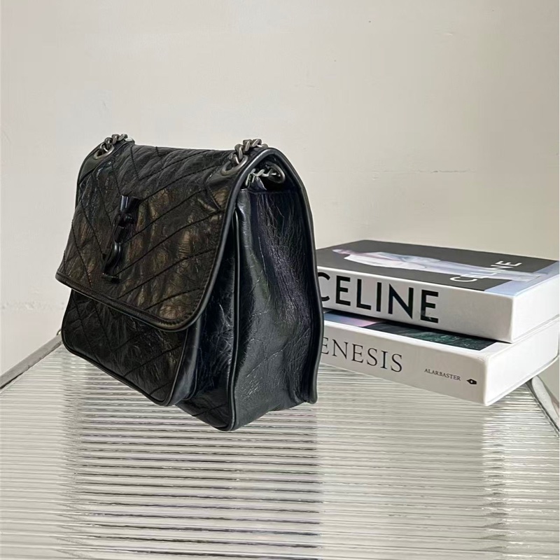 🔥新到：98新YSL/聖羅蘭 niki 中號 黑銀油蠟皮 28×20×8.5黑色銀鍊 復古油蠟皮 耐用又百搭 帥氣酷颯 上身超帥 好價🉐-4