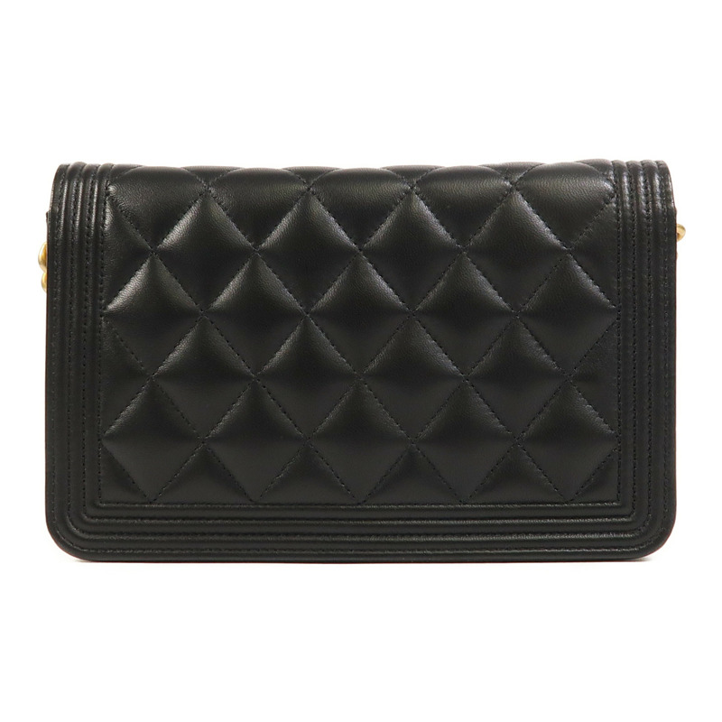 CHANEL 羊皮皮革Boy Wallet On Chain鏈帶肩背袋-1