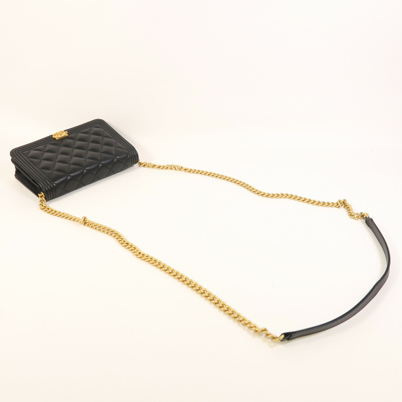 CHANEL 羊皮皮革Boy Wallet On Chain鏈帶肩背袋-8