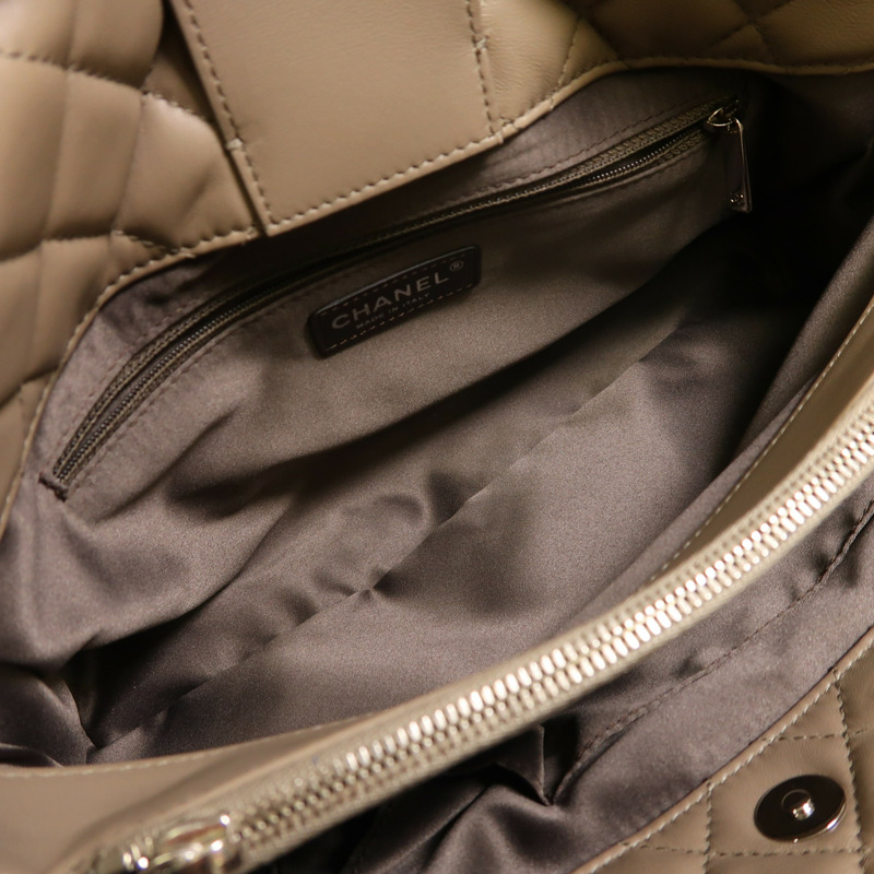 CHANEL 羊皮皮革Chain Shoulder銀扣鏈帶肩背袋-4