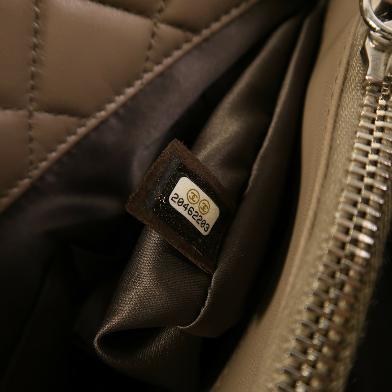 CHANEL 羊皮皮革Chain Shoulder銀扣鏈帶肩背袋-7