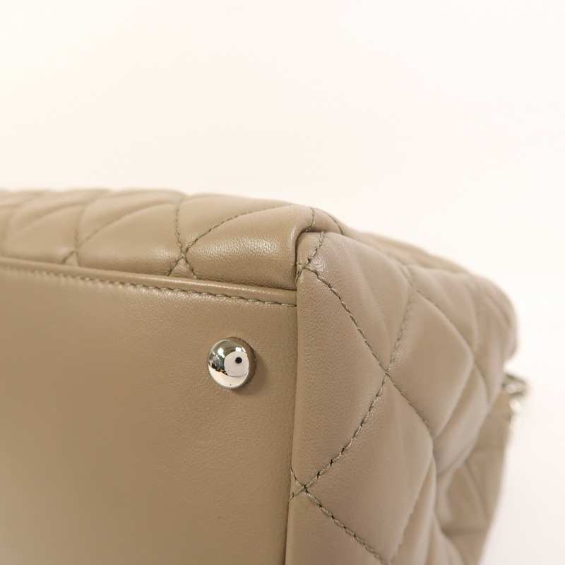 CHANEL 羊皮皮革Chain Shoulder銀扣鏈帶肩背袋-11