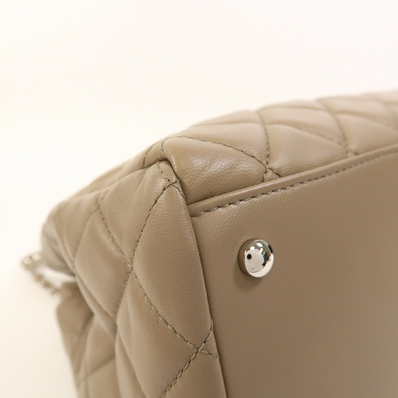 CHANEL 羊皮皮革Chain Shoulder銀扣鏈帶肩背袋-14
