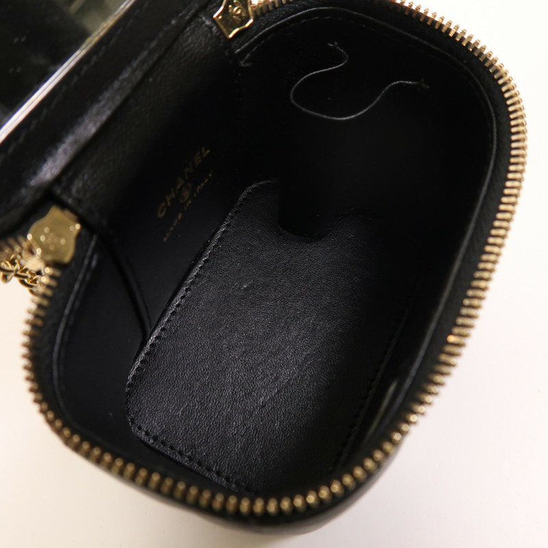 CHANEL 羊皮皮革Mini Vanity金扣鏈帶肩背袋-4