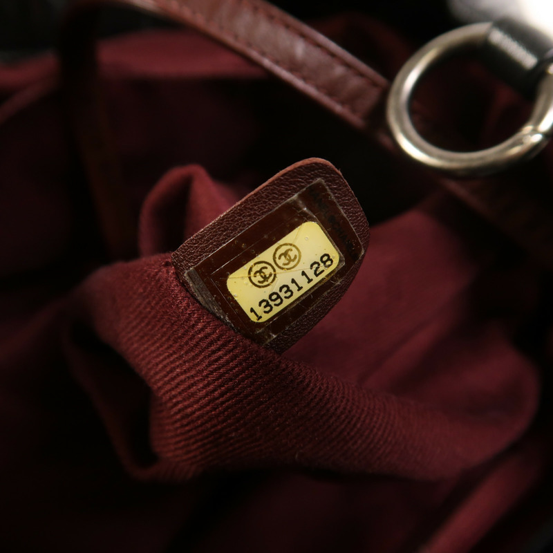 CHANEL 牛皮皮革Chain Shoulder銀扣手挽肩背兩用袋-6