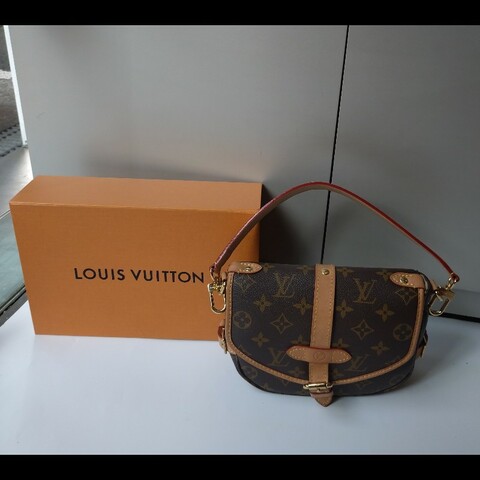 LV M46740 老花小號馬鞍包