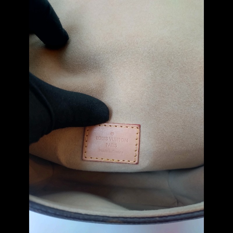 LV M46740 老花小號馬鞍包-16