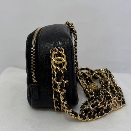 CHANEL黑荔枝牛皮金釦雙鍊相機包-小-1