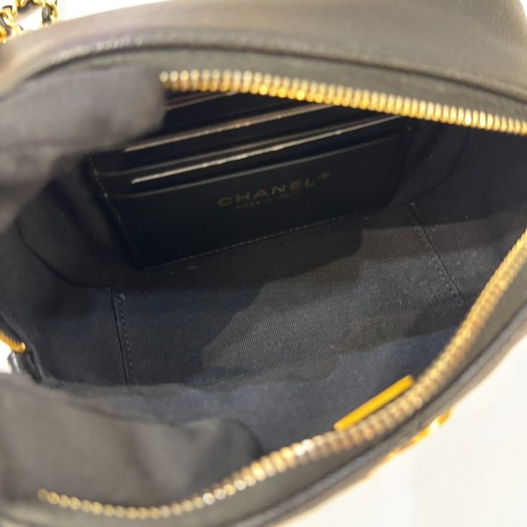 CHANEL黑荔枝牛皮金釦雙鍊相機包-小-7