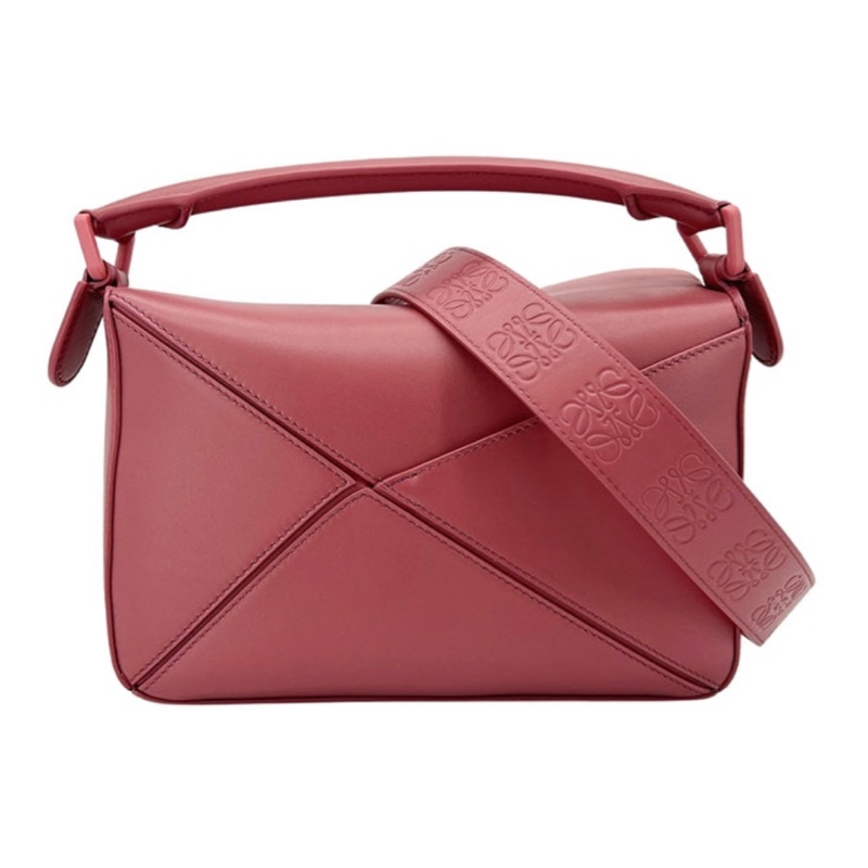 #近新 LOEWE 羅威 mini Puzzle 緞面小牛皮mini 肩背手提包(玫粉色)-23