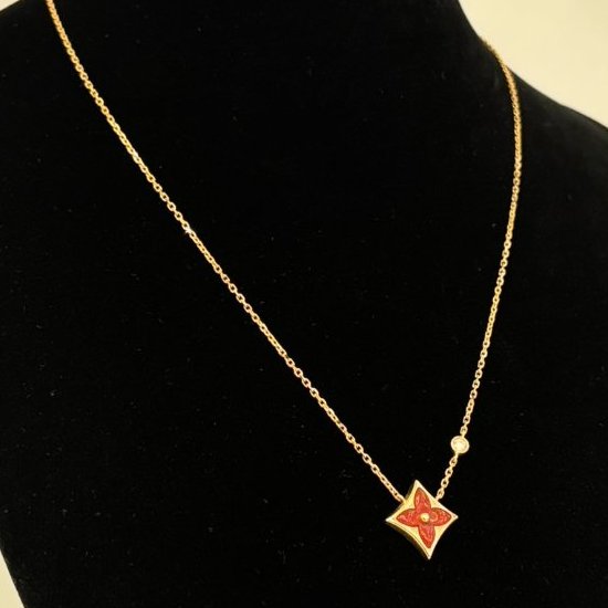 LV紅玉隨玫瑰K金四花項鍊-1