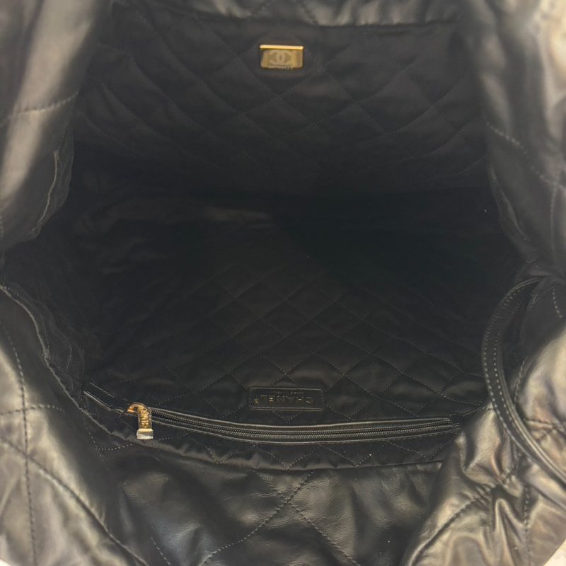CHANEL黑牛皮白字22 Bag-大-7