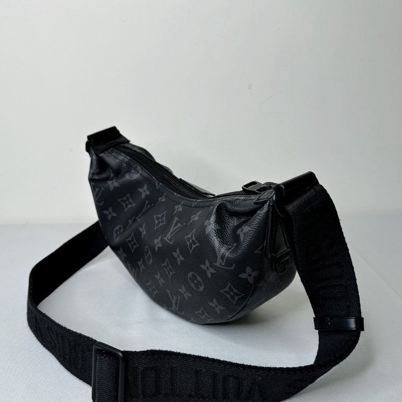 LV 全新Hamac Bag PM彎月包-5