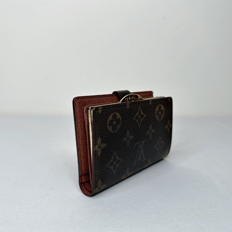 LV 老花壓扣中短夾-5