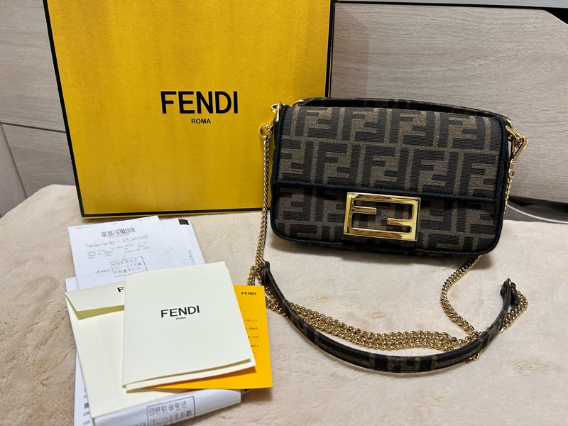#大全配 附購證 FENDI 芬迪 棕色 花帆布 Mini Baguette 單肩包 兩用包 老花法棍包-0