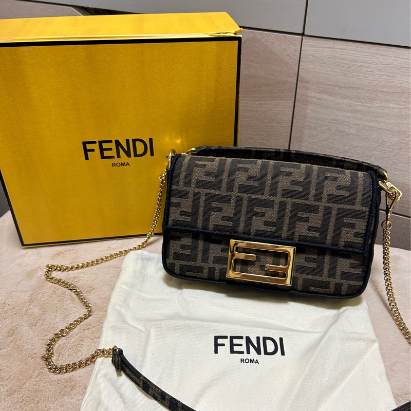 #大全配 附購證 FENDI 芬迪 棕色 花帆布 Mini Baguette 單肩包 兩用包 老花法棍包-2