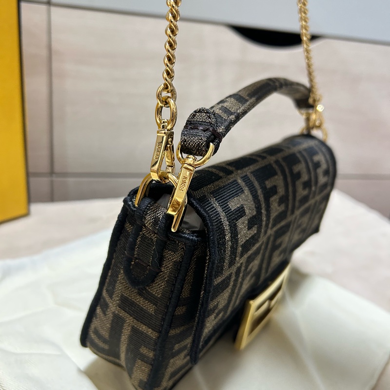 #大全配 附購證 FENDI 芬迪 棕色 花帆布 Mini Baguette 單肩包 兩用包 老花法棍包-13