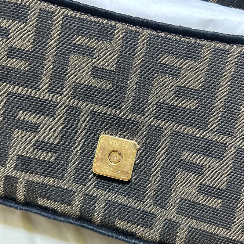 #大全配 附購證 FENDI 芬迪 棕色 花帆布 Mini Baguette 單肩包 兩用包 老花法棍包-22