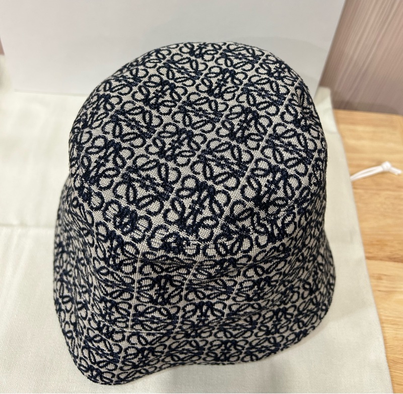 #全新附購證 Loewe緹花雙面漁夫帽 尺寸58-1