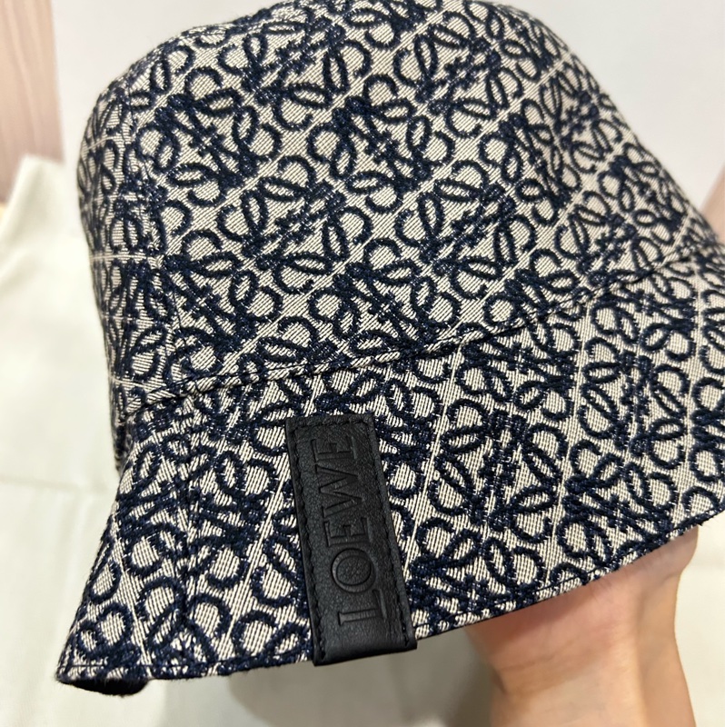 #全新附購證 Loewe緹花雙面漁夫帽 尺寸58-2