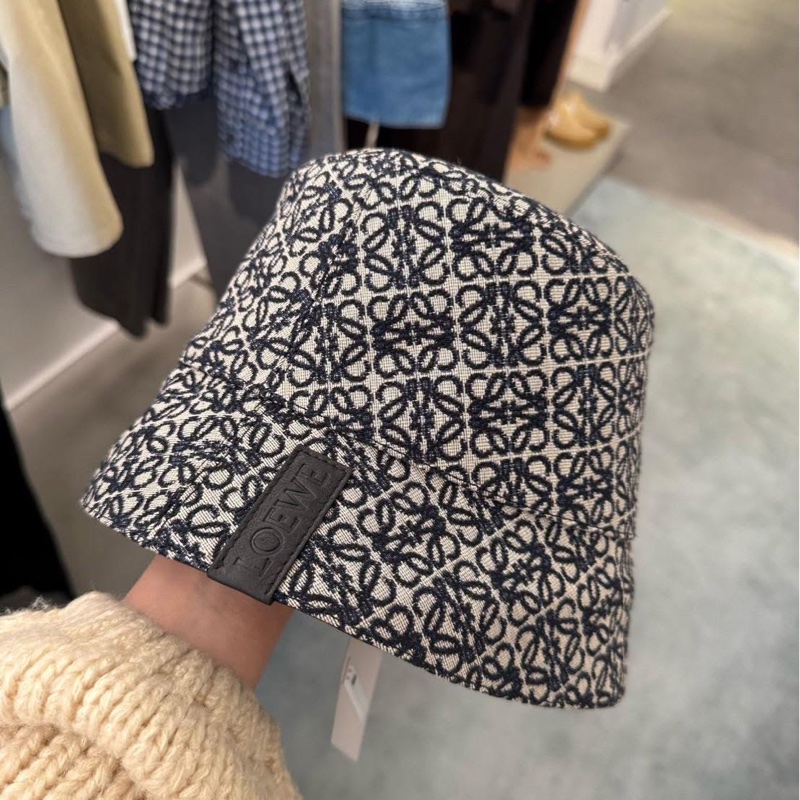 #全新附購證 Loewe緹花雙面漁夫帽 尺寸58-6