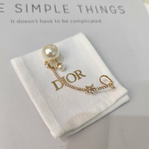 Dior Tribales 珍珠星星耳夾
