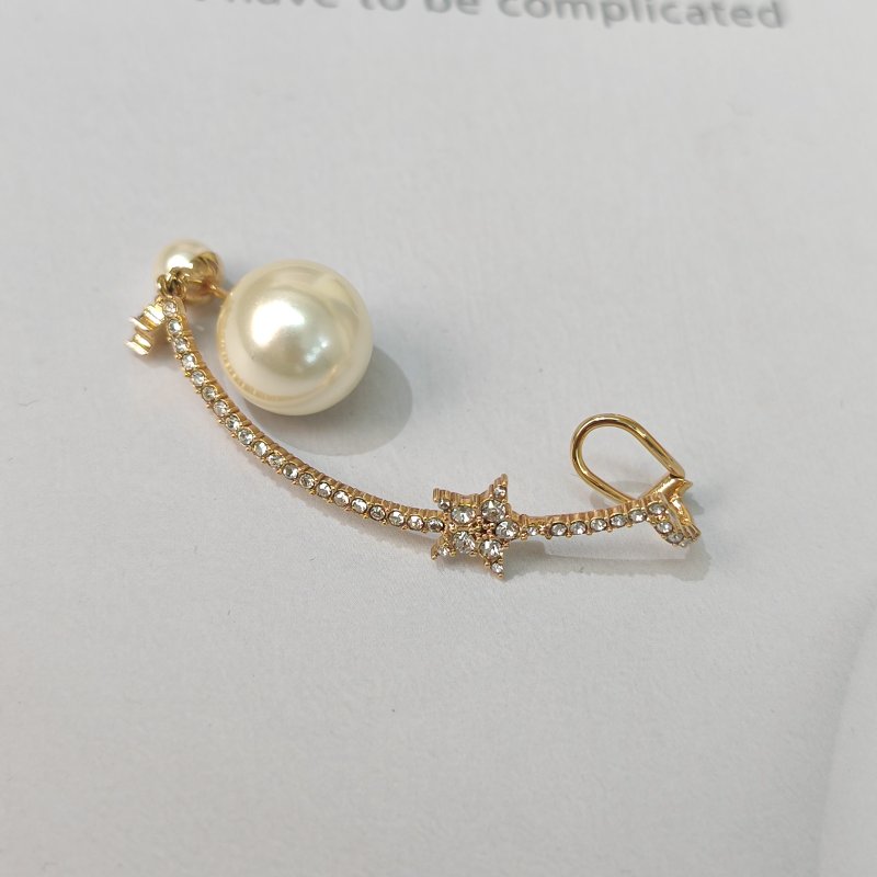 Dior Tribales 珍珠星星耳夾-1