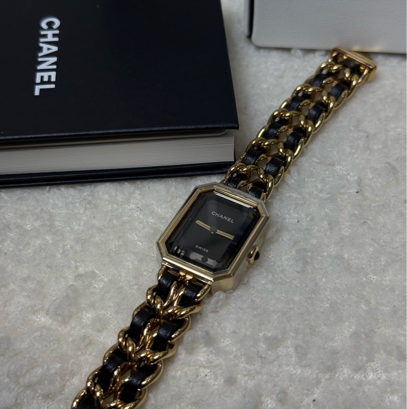 (台灣專櫃購證全配)全新Chanel Chanel Premiere 皮穿鏈淡金色首映錶M號-6