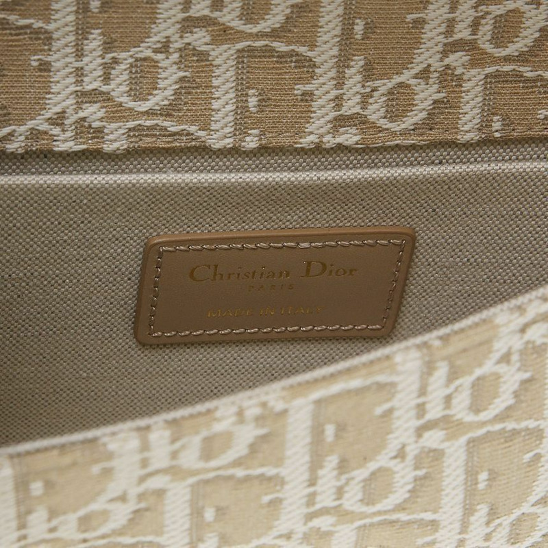 DIOR Montaine East West 鏈條包 30 25SS M9334UDDS M925-7