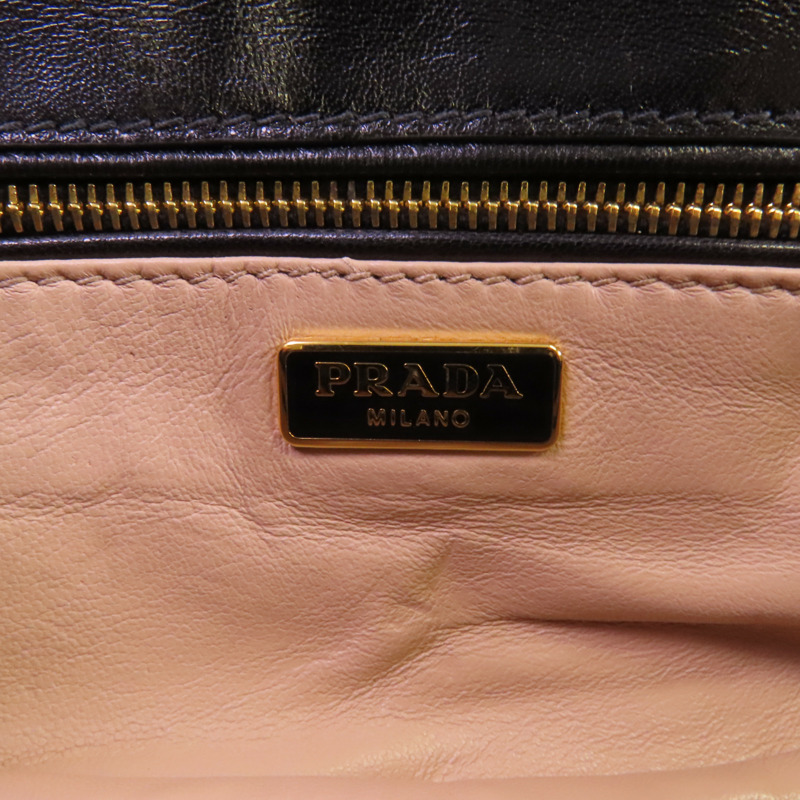 PRADA 牛皮皮革Capretto Graufre Clutch手拿包-6